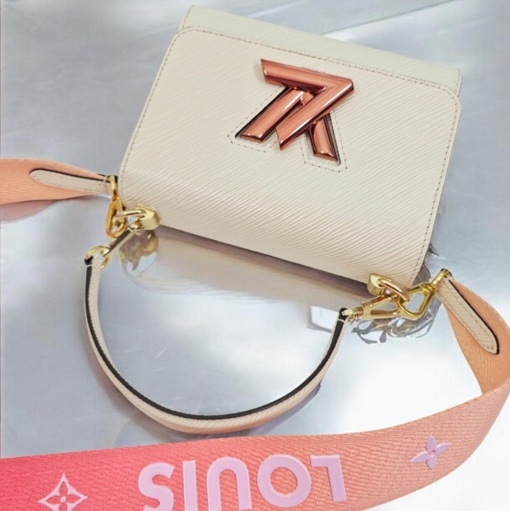 ✨️Like New - Authentic Louis Vuitton Twist PM Epi White/Pink Limited Edition - Picture 8 of 17